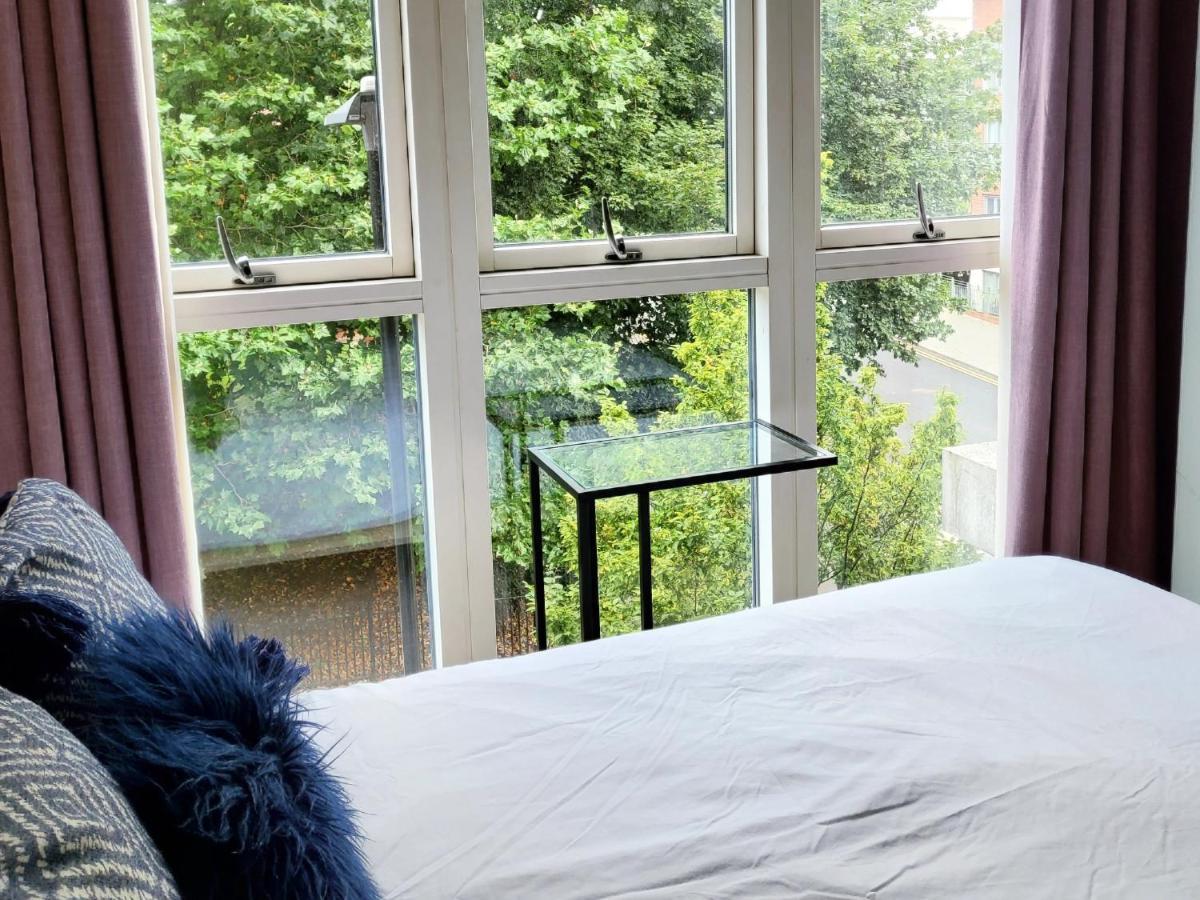 Parkview City Balcony Apartment With Self Checkin Birmingham Exterior photo